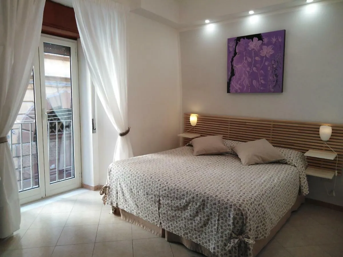 Casa Nel Cuore Di Napoli Centro Storico 0*, Naples