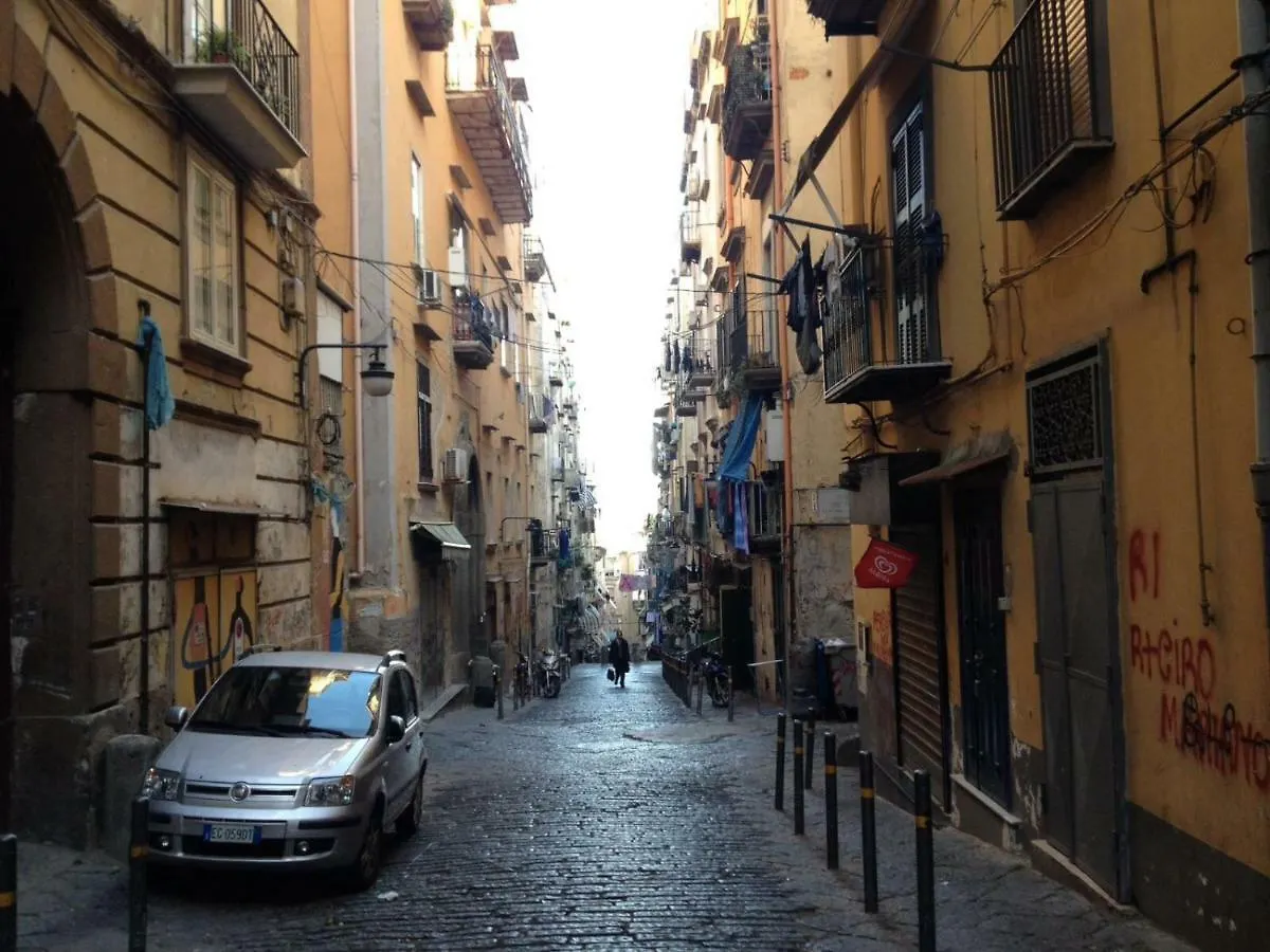 Casa Nel Cuore Di Napoli Centro Storico Hébergement de vacances Naples